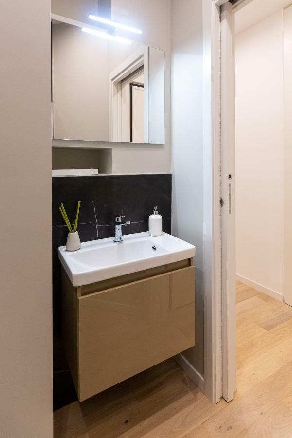 Apartment Bocconi 1 มิลาน ภายนอก รูปภาพ